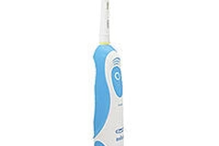 Oral B Pro-Health Precision Clean Toothbrush