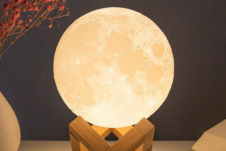 D5 Starry Moon Lamp 8Cm - LED Night Light with Stand, Perfect for Bedroom Decor and Gifts